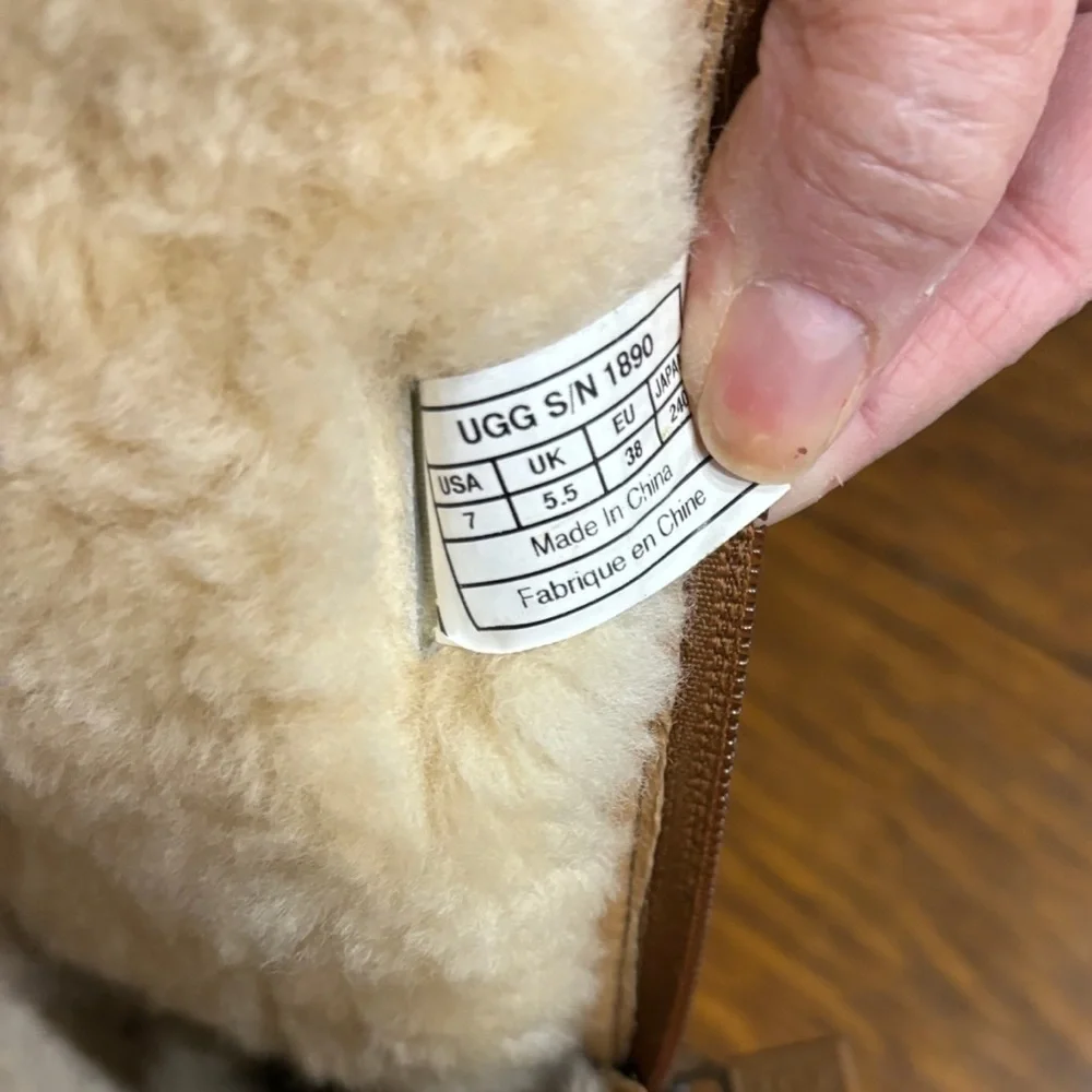 UGG classic tall